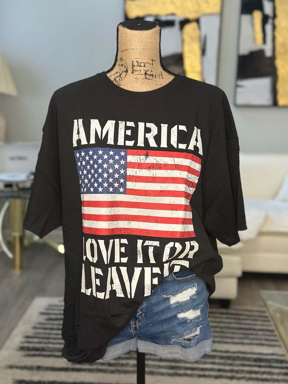 Gildan T-Shirt Size XL Black America Love It Or Leave It Flag Patriotic